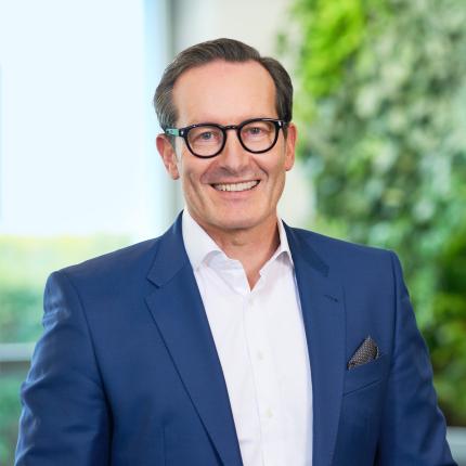 Vorstand Global Business Dr Linari